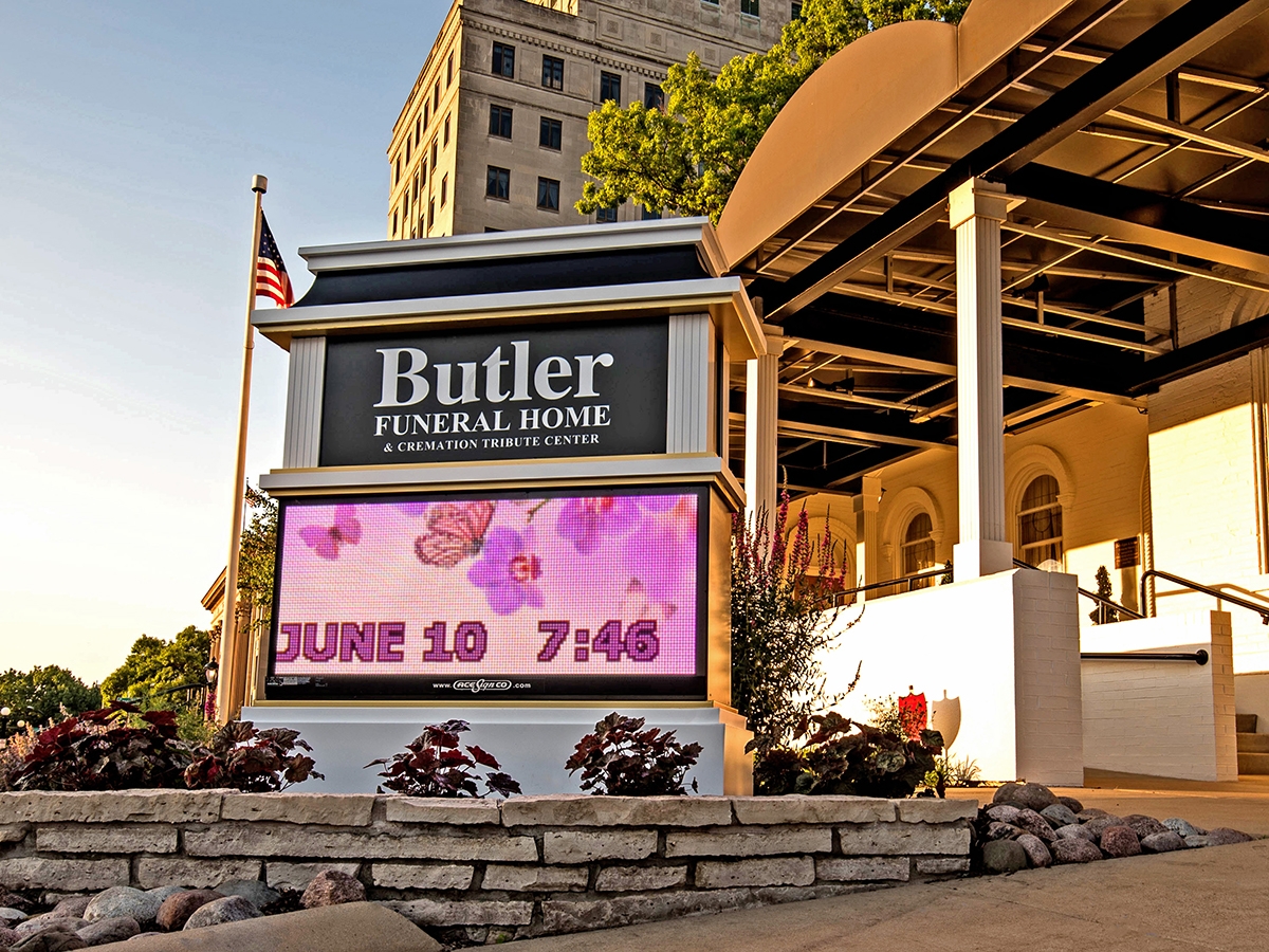 Butler Funeral Home; 10mm, 2'5" x 5'3", Springfield, IL