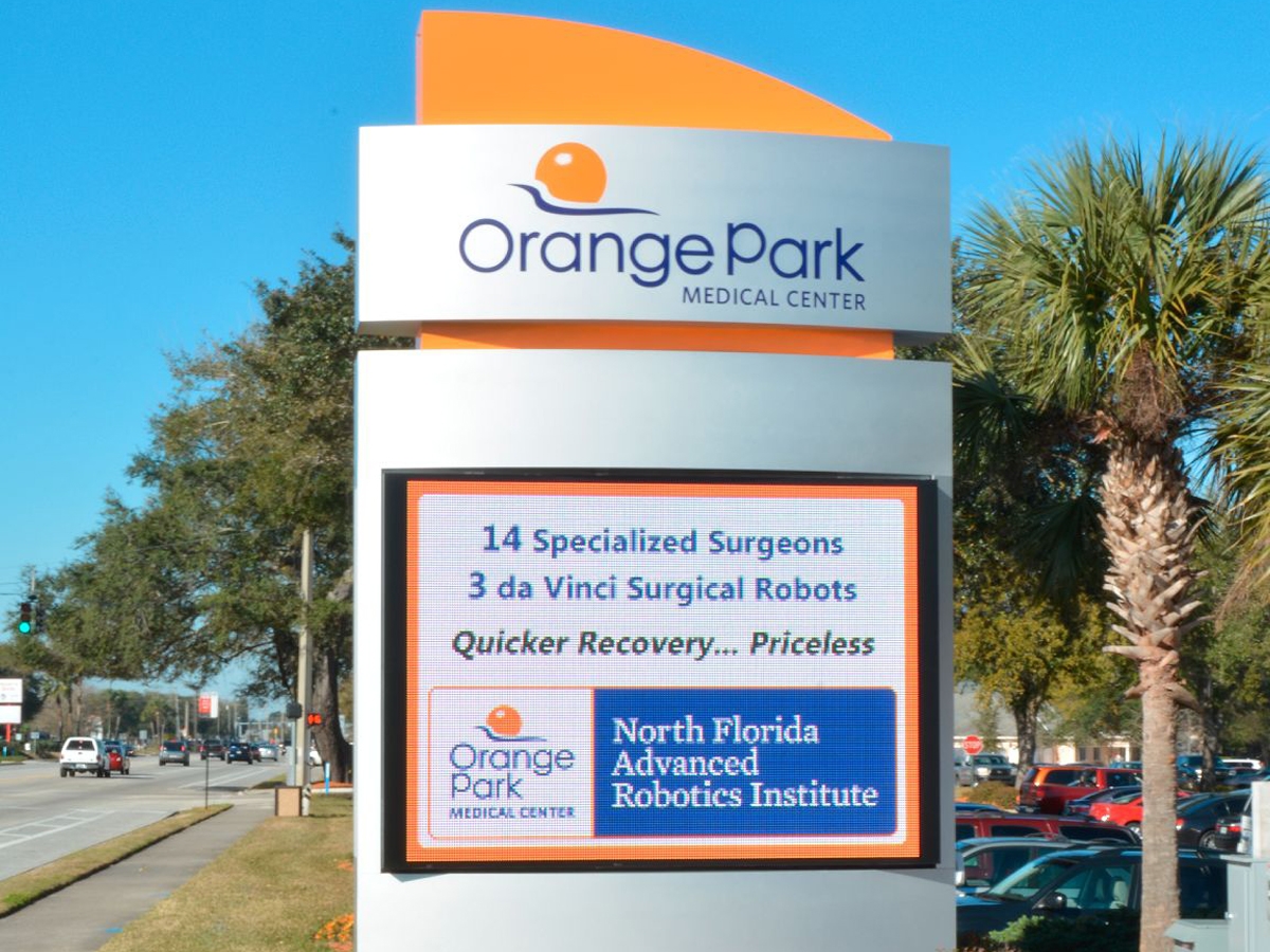 Orange Park Medical Center; 16mm, 5'6" x 7'6", Orange Park, FL