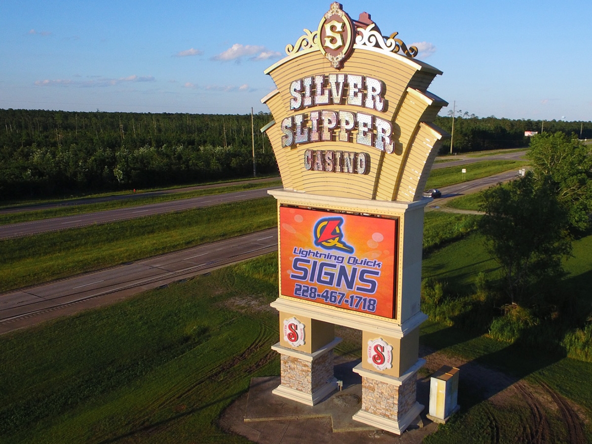 Silver Slipper Casino; 16mm