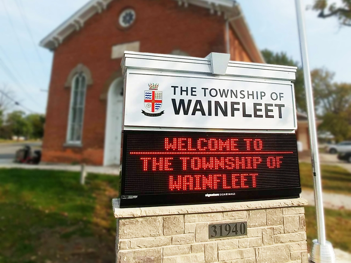 Wainfleet City Hall; 19mm, 2'5" x 7'3", Wainfleet, ON