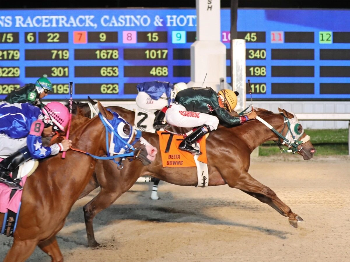 Delta Downs; 8mm, 8' x 26', Vinton, LA