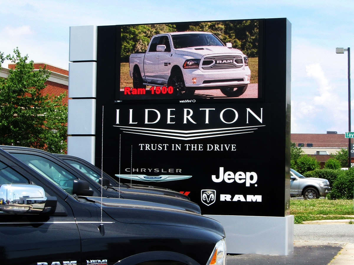 Ilderton Dodge Chrysler Jeep Ram | Watchfire Signs