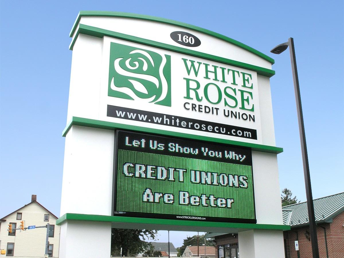 Outdoor LED Signs | High-Impact Digital Displays by Watchfire